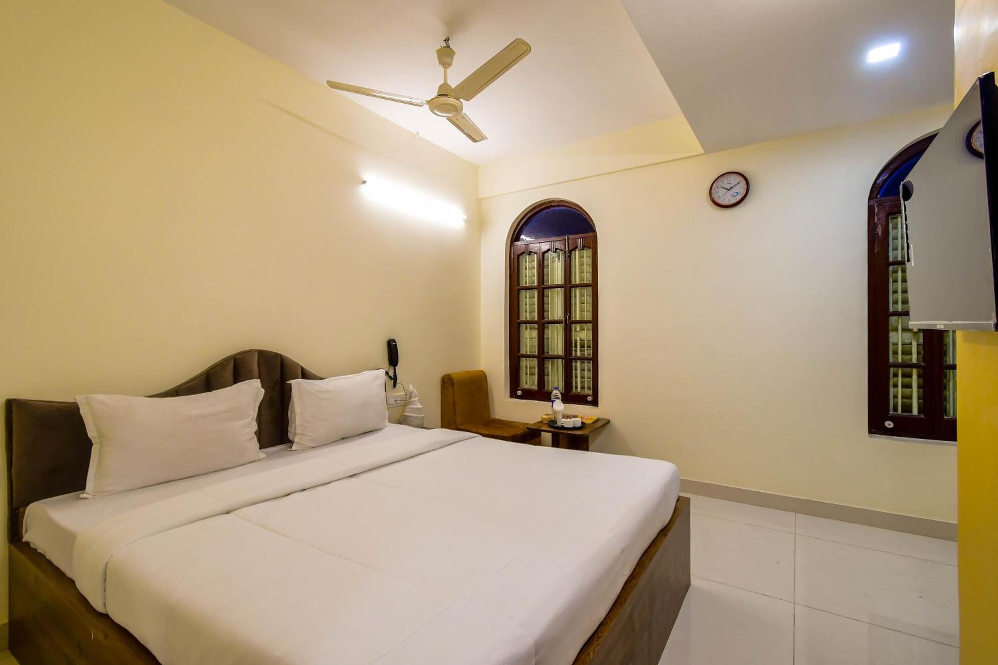 Hotel Mahal โกลกาตา ภายนอก รูปภาพ