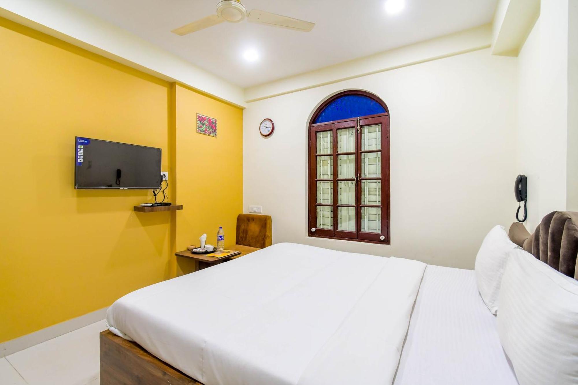 Hotel Mahal โกลกาตา ภายนอก รูปภาพ