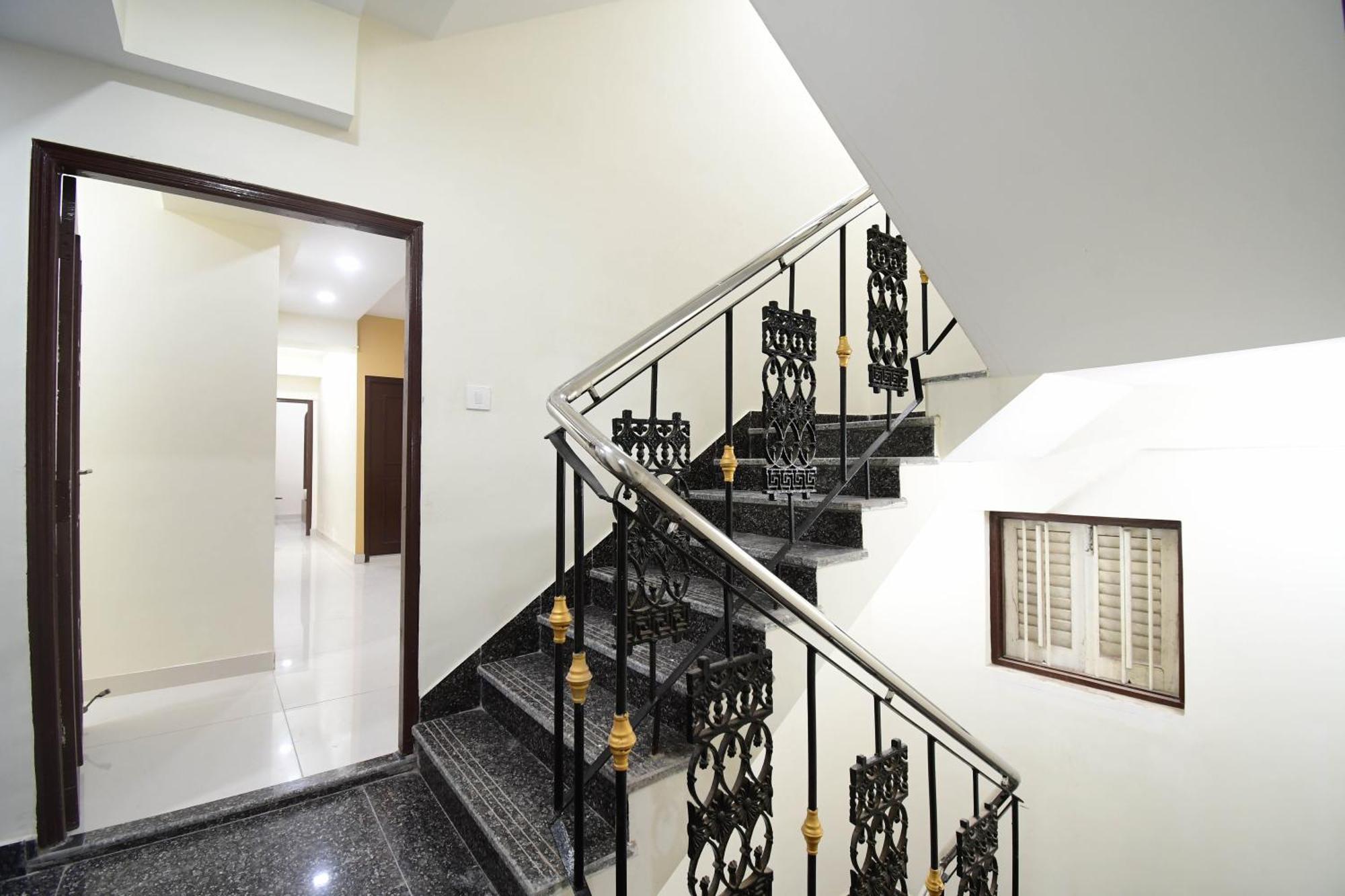 Hotel Mahal โกลกาตา ภายนอก รูปภาพ